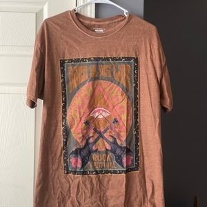 Forever 21 graphic tee shirt